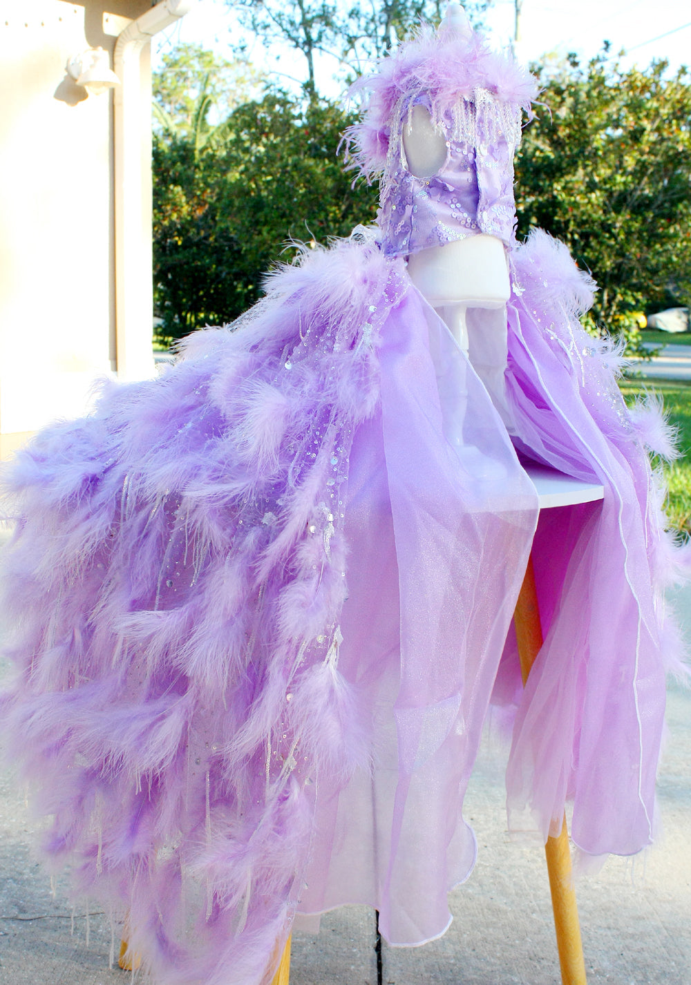Luxury Lavender Feather Pet Wedding Gown Handmade Crystal Dog Bridal Dress Floor Length Couture Princess Wedding Outfit